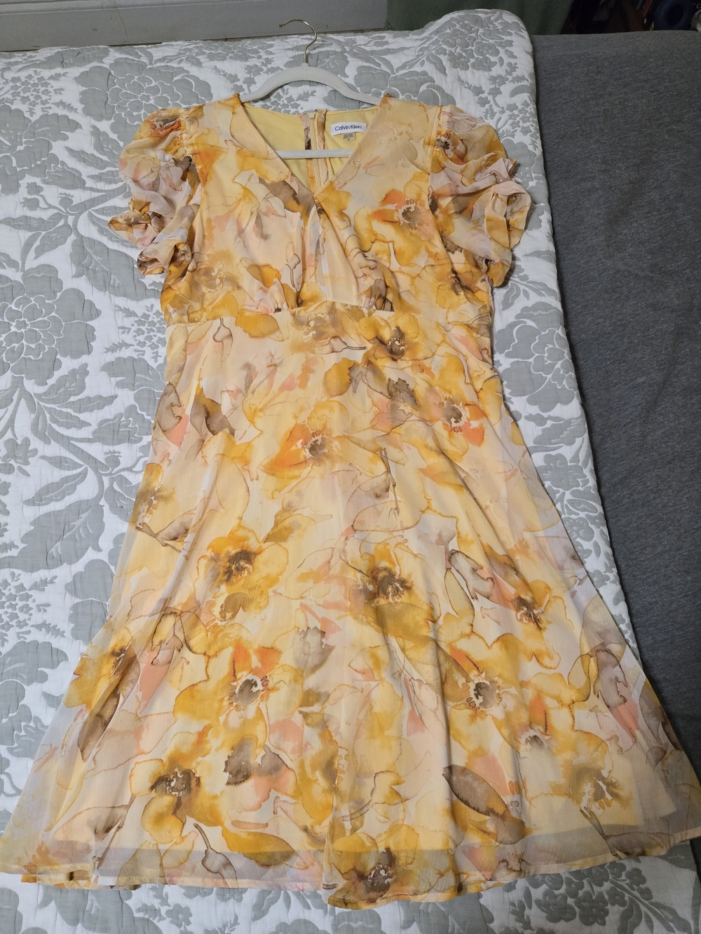 Calvin Klein Yellow Floral V-Neck Sleeve Dress